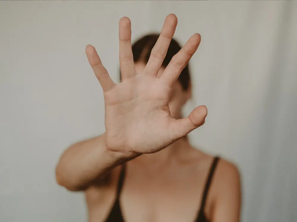 “dizer não aos 40 com leveza”, “liberdade emocional mulher madura”, “como se posicionar sem culpa”