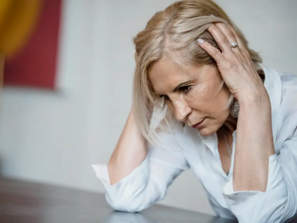 serlevve (31) (1) "Entender a causa da queda é o primeiro passo para fortalecer o cabelo — e a autoestima."