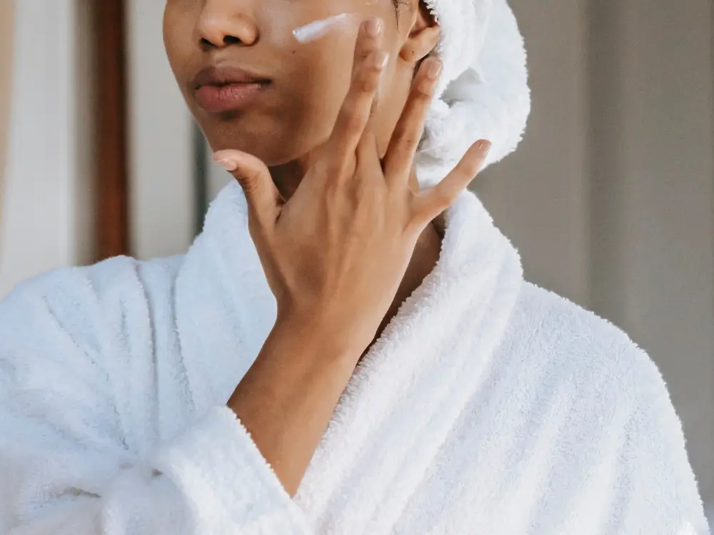 serlevve (66) Beleza real começa com escolhas diárias: skincare inteligente aos 40+