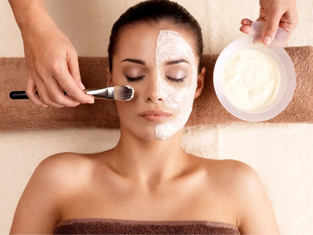 serlevve - 2025-12-03T224841.210 Mulher realizando tratamentos estéticos