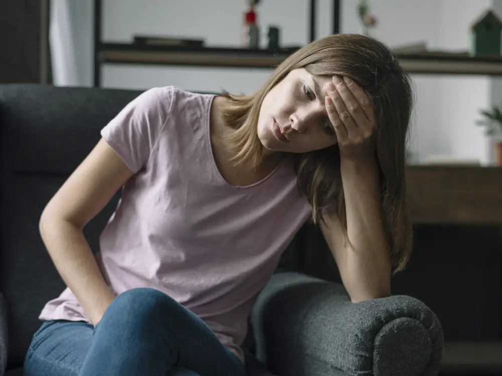 mulher com desânimo